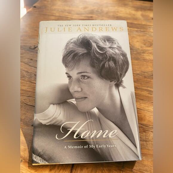 Julie Andrews Home A Memoir Of My Early Years Hardcover Book - Picture 1 of 5